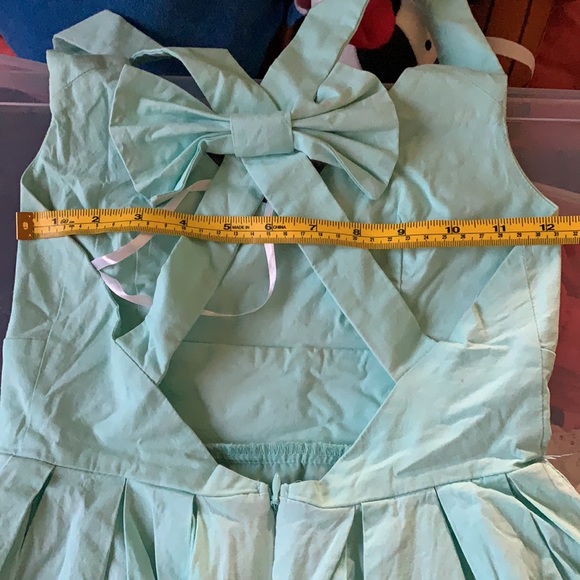Super cute Tiffany Blue Bow back dress! - Picture 9 of 9